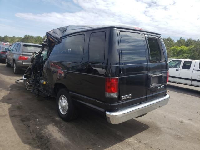 2012 Ford Econoline E350 Super Duty Wagon