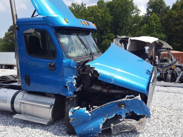 2015 Freightliner Cascadia 125