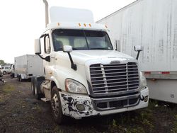 Salvage Trucks for sale at auction: 2012 Freightliner Cascadia 125