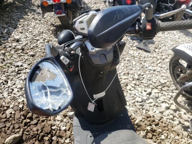 2016 Sany Moped