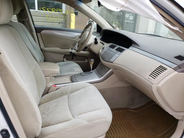 2005 Toyota Avalon XL