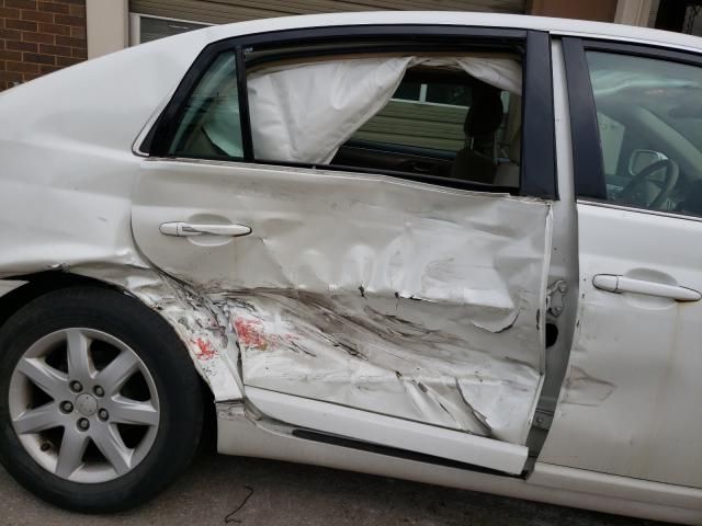 2005 Toyota Avalon XL