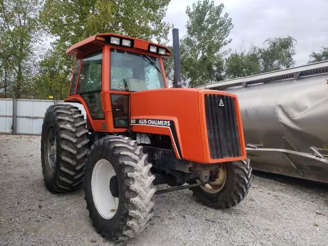 1982 Alli Tractor