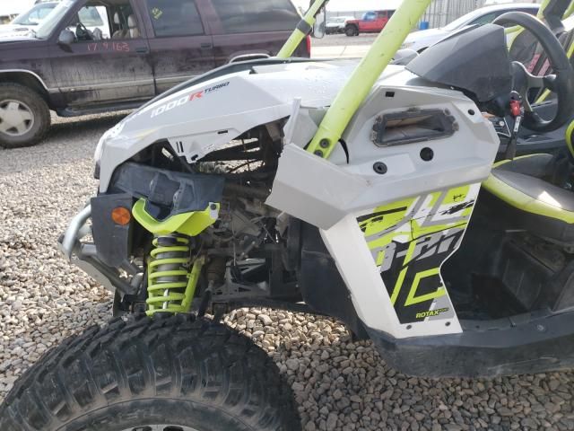 2015 Can-Am Maverick Max 1000R Turbo X DS