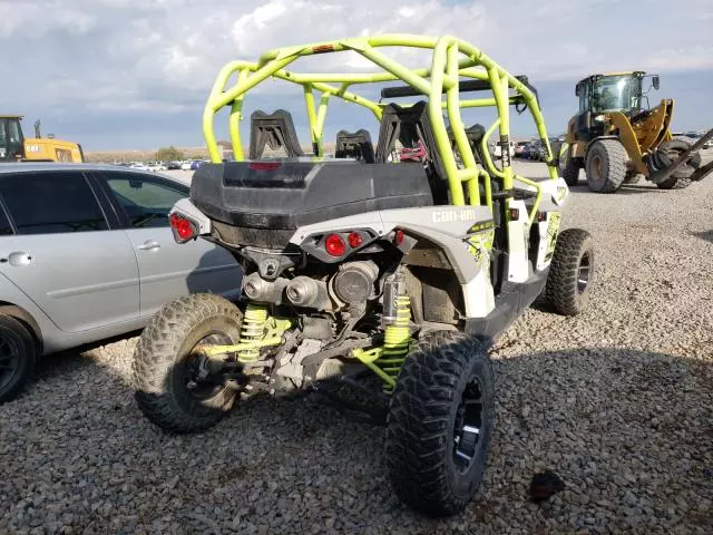 2015 Can-Am Maverick Max 1000R Turbo X DS