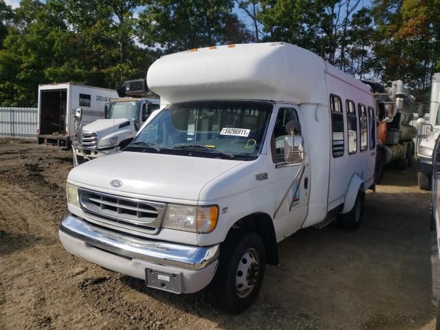 2000 Ford Econoline E350 Super Duty Cutaway Van