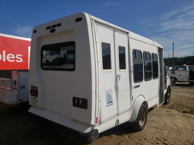 2000 Ford Econoline E350 Super Duty Cutaway Van