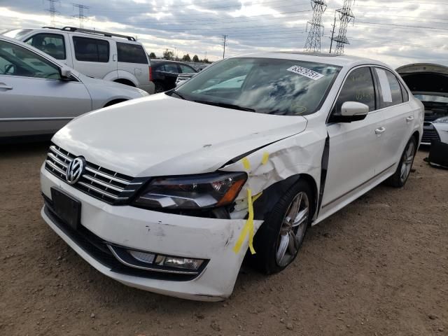 2013 Volkswagen Passat SEL