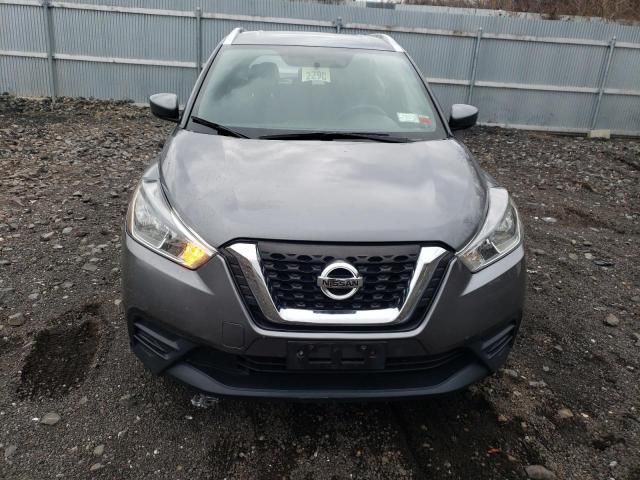 2018 Nissan Kicks S