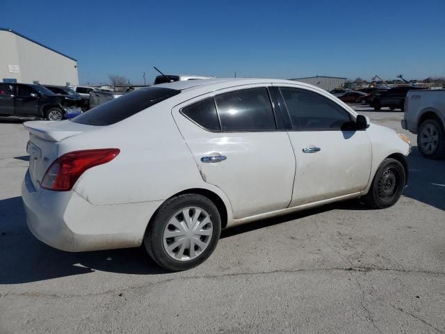 2014 Nissan Versa S