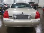 2005 Lincoln Town Car Signature