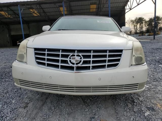 2010 Cadillac DTS Luxury Collection