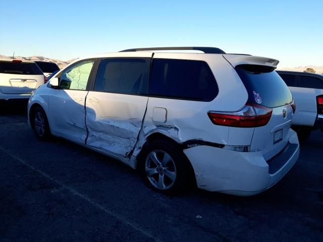 2015 Toyota Sienna LE