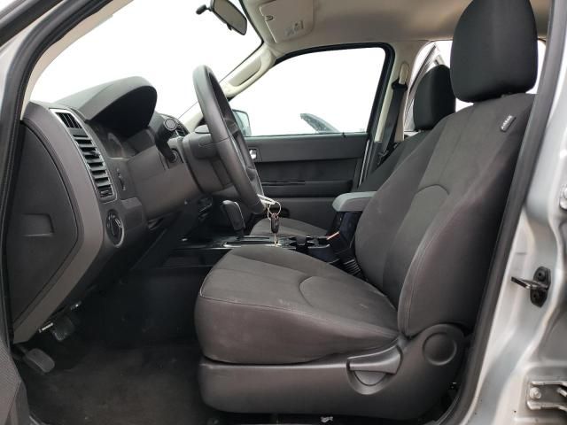 2011 Mazda Tribute I