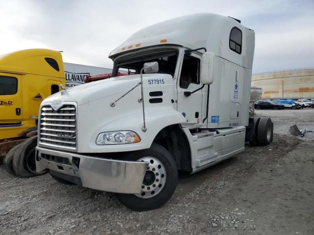 2018 Mack 600 CXU600