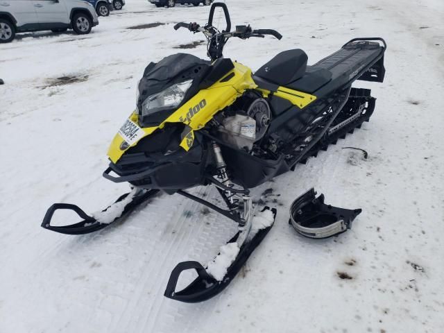 2017 Skidoo 850