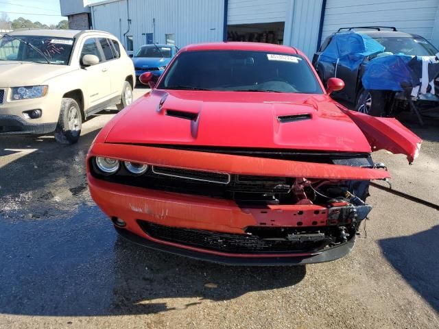 2017 Dodge Challenger SXT