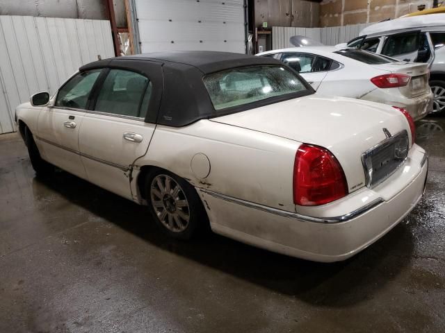 2007 Lincoln Town Car Signature Limited