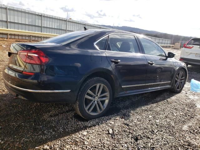 2017 Volkswagen Passat R-Line