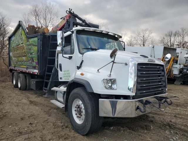 2020 Freightliner 114SD