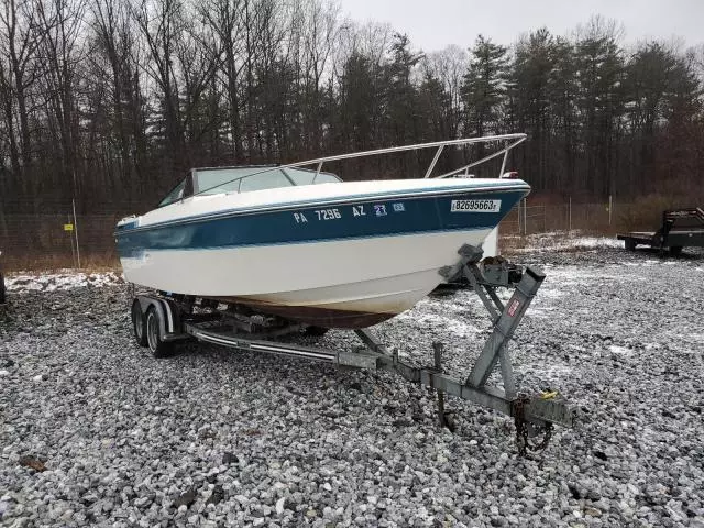 1989 Chaparral Boat