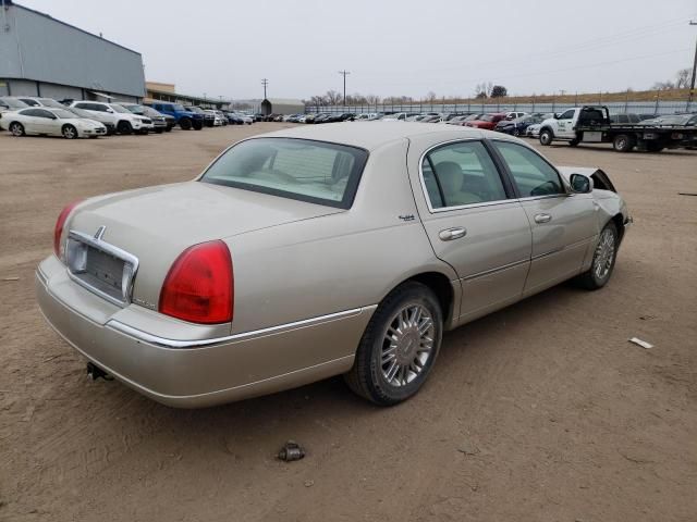 2009 Lincoln Town Car Signature Limited