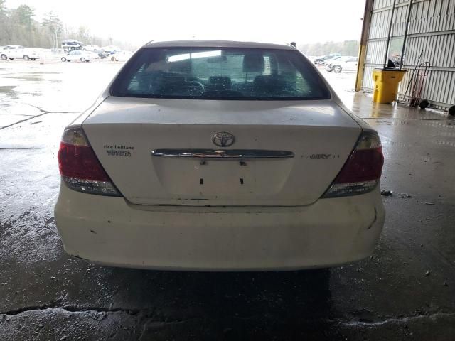 2005 Toyota Camry LE