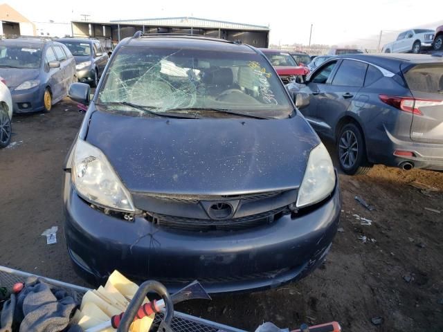 2006 Toyota Sienna XLE