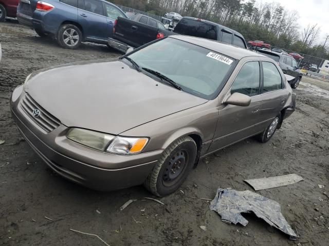 1999 Toyota Camry LE