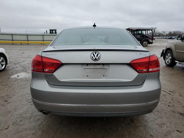 2013 Volkswagen Passat SEL