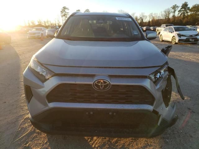 2020 Toyota Rav4 LE