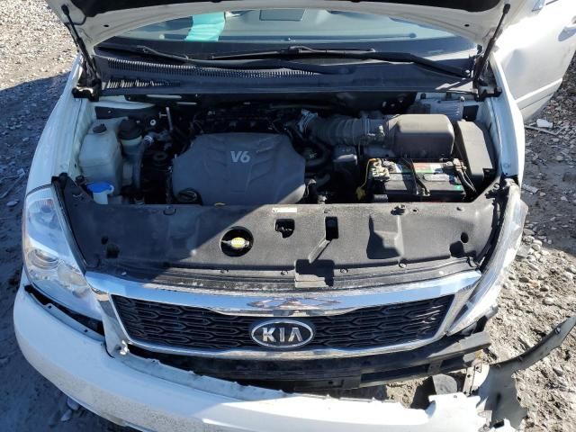 2011 KIA Sedona LX