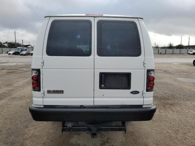 2006 Ford Econoline E350 Super Duty Van