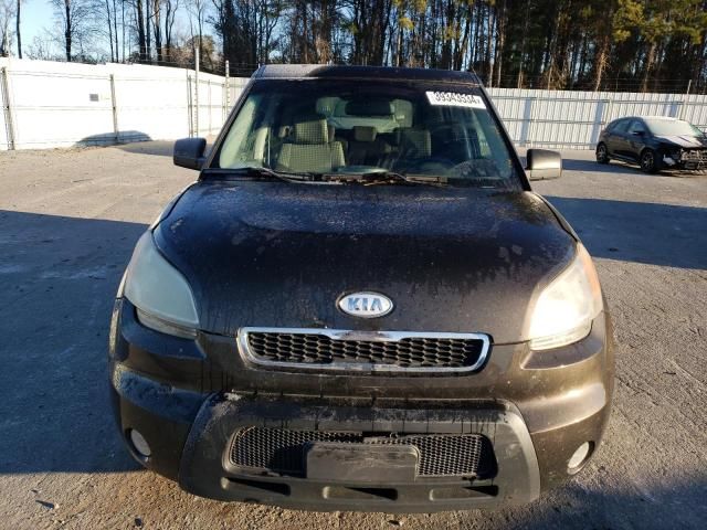 2010 KIA Soul +