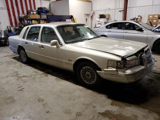 1997 Lincoln Town Car Executive