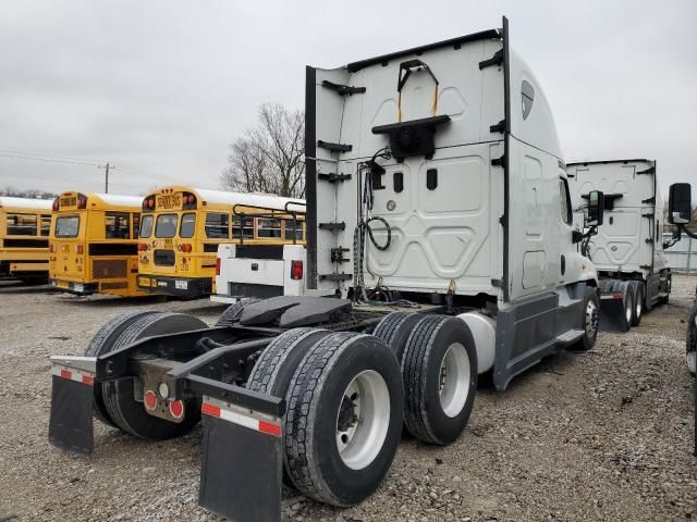 2017 Freightliner Cascadia 125