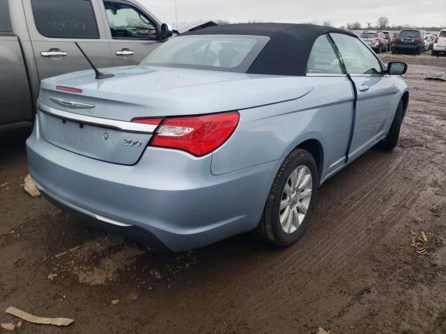 2013 Chrysler 200 Touring