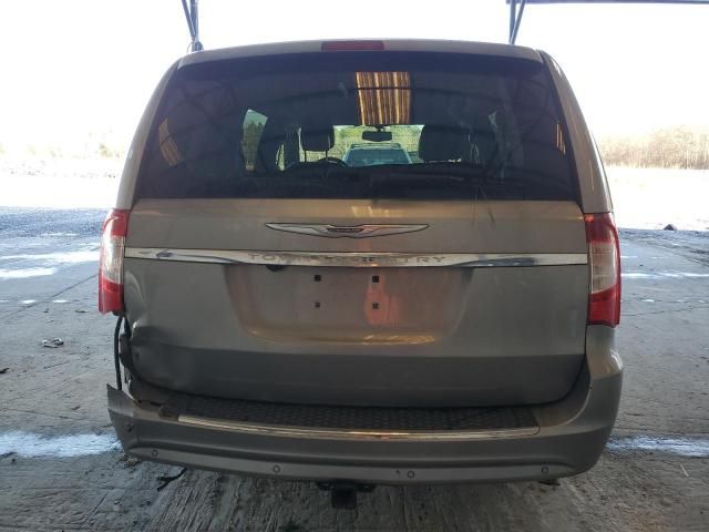 2013 Chrysler Town & Country Touring L