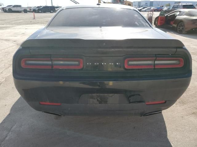 2017 Dodge Challenger SXT