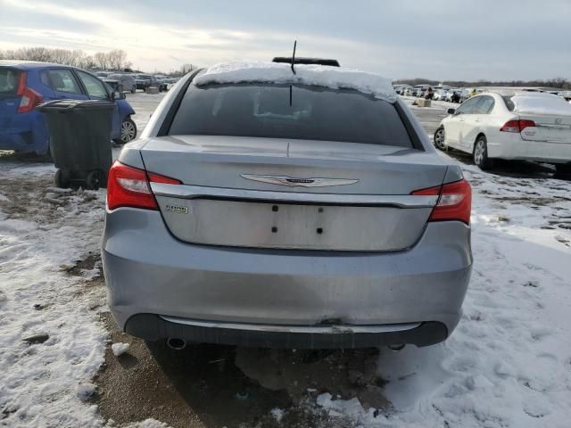 2013 Chrysler 200 Touring