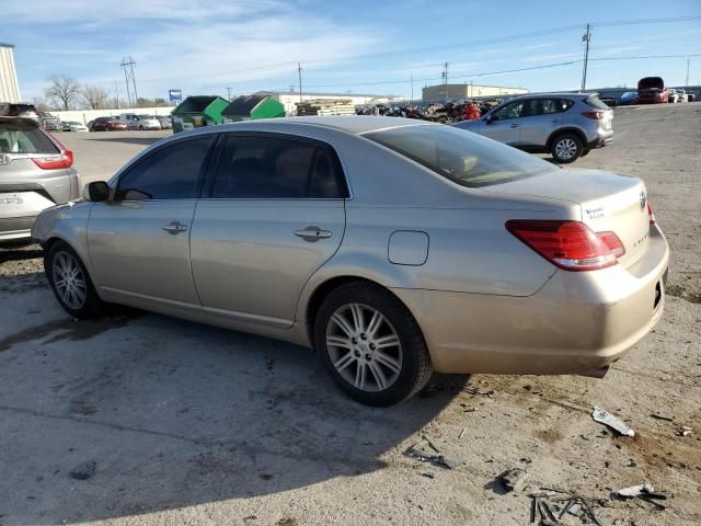 2005 Toyota Avalon XL