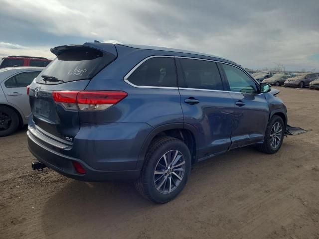 2018 Toyota Highlander SE