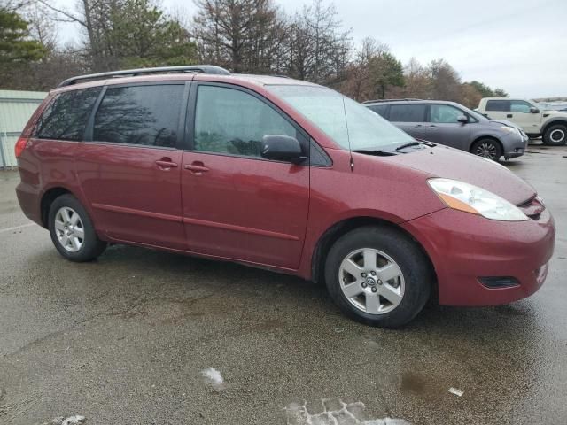 2009 Toyota Sienna CE