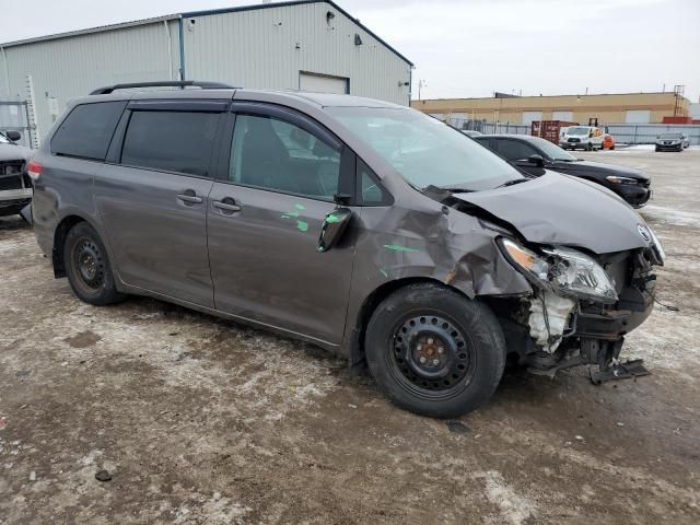 2014 Toyota Sienna LE