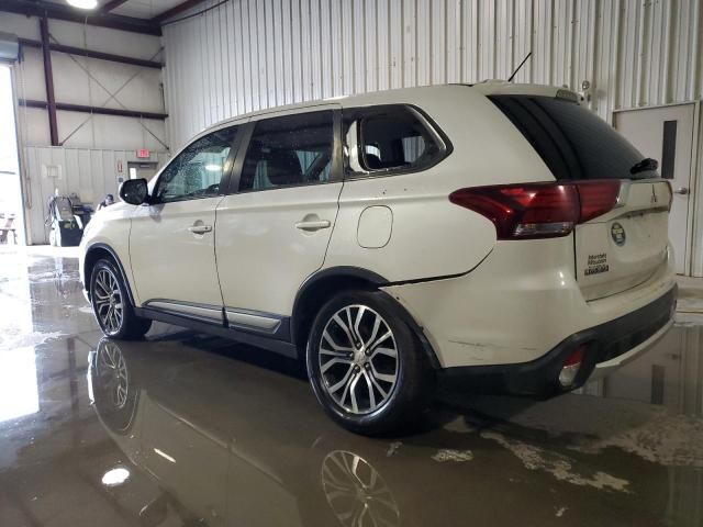 2016 Mitsubishi Outlander SE