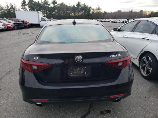 2021 Alfa Romeo Giulia Sport