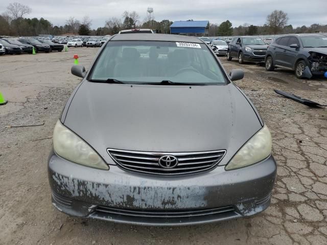 2005 Toyota Camry LE