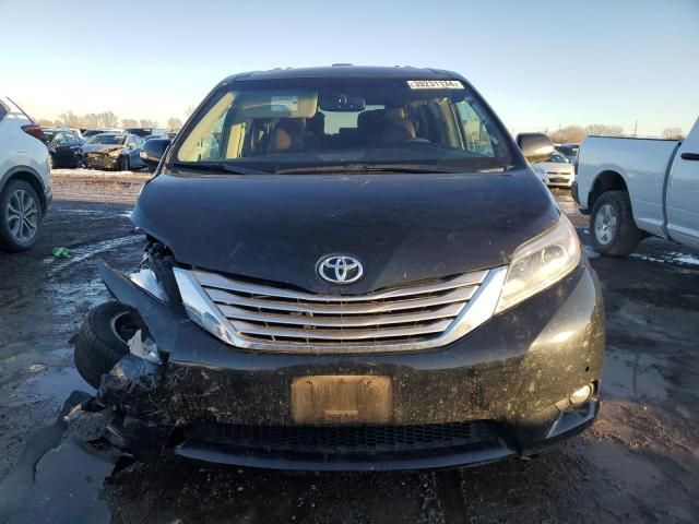 2015 Toyota Sienna XLE