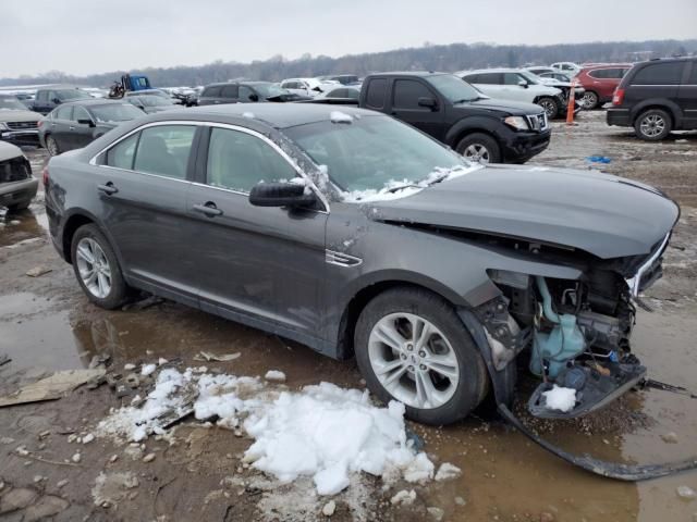 2018 Ford Taurus SE