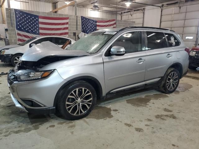 2016 Mitsubishi Outlander SE